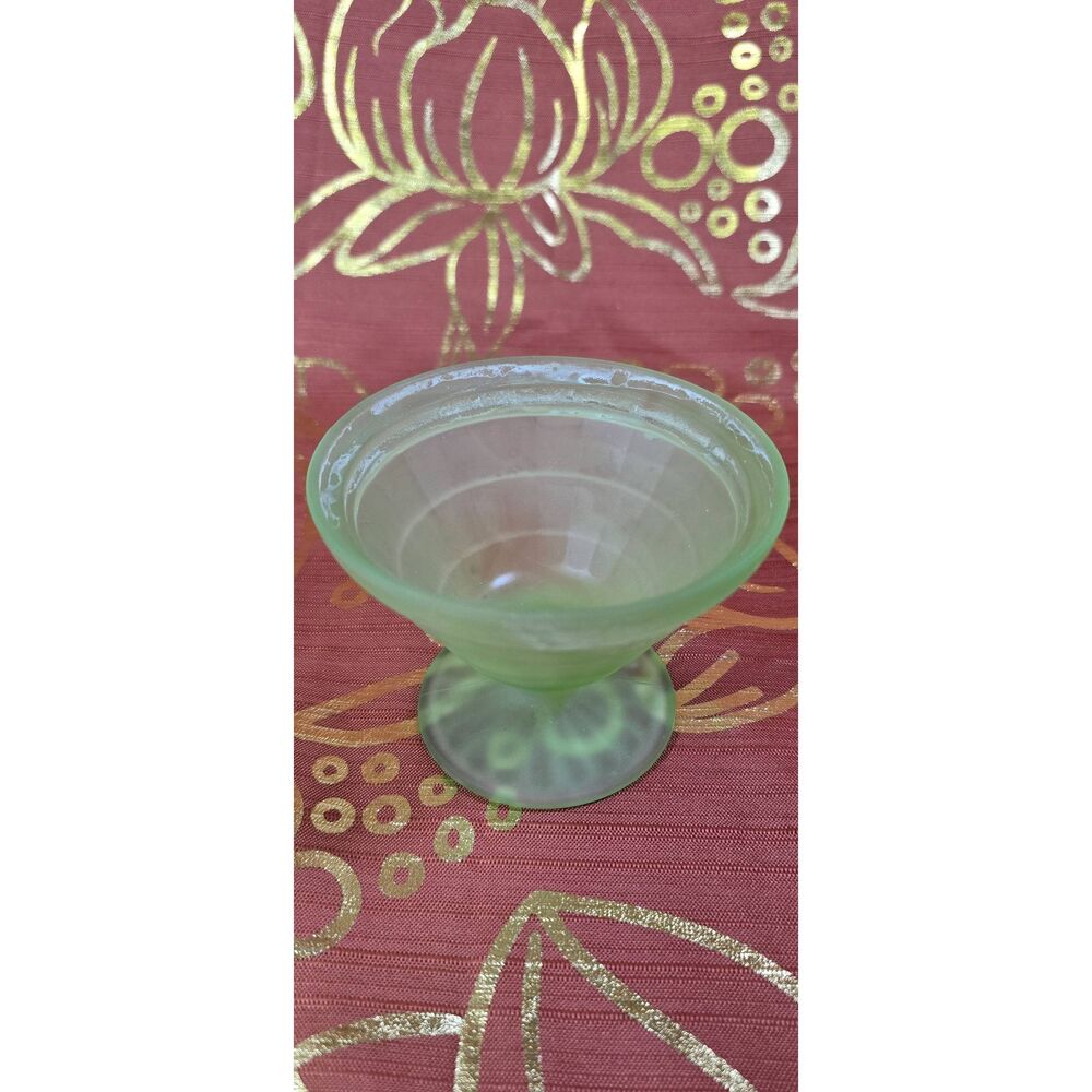 Frosted Green Uranium Lidded Powder Jar - Picture 10 of 13